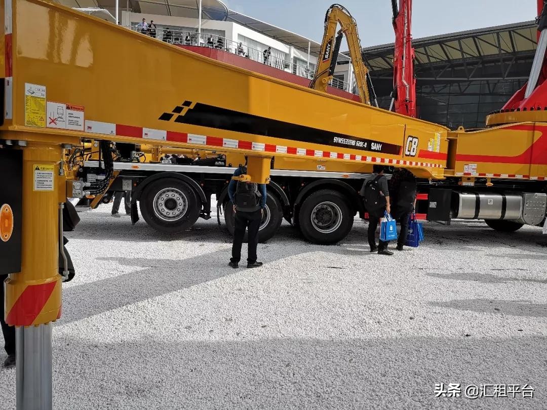 挖机合资跟国产,2023国产挖机和进口挖机差距大吗