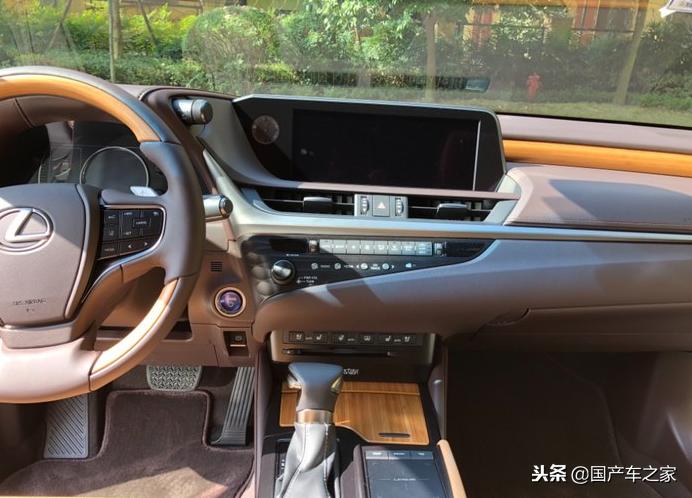 50w雷克萨斯跑车,50w雷克萨斯es300h