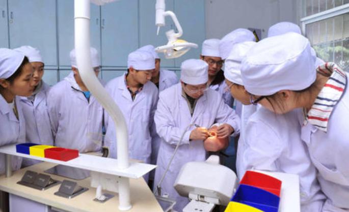 医学类最好就业的专业排名,医学类有前途的专科