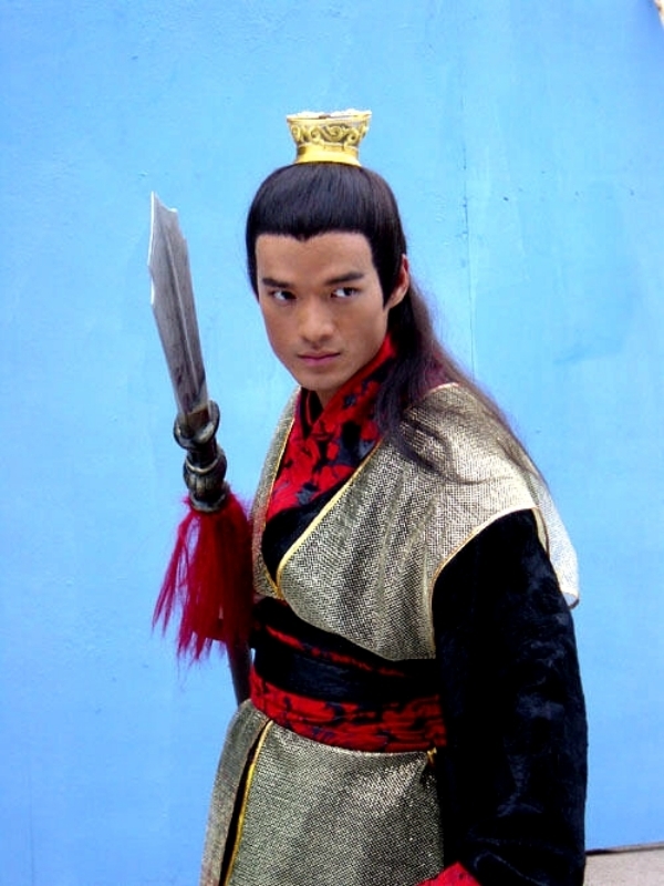 隋唐英雄传接连翻拍,隋唐英雄传男二号