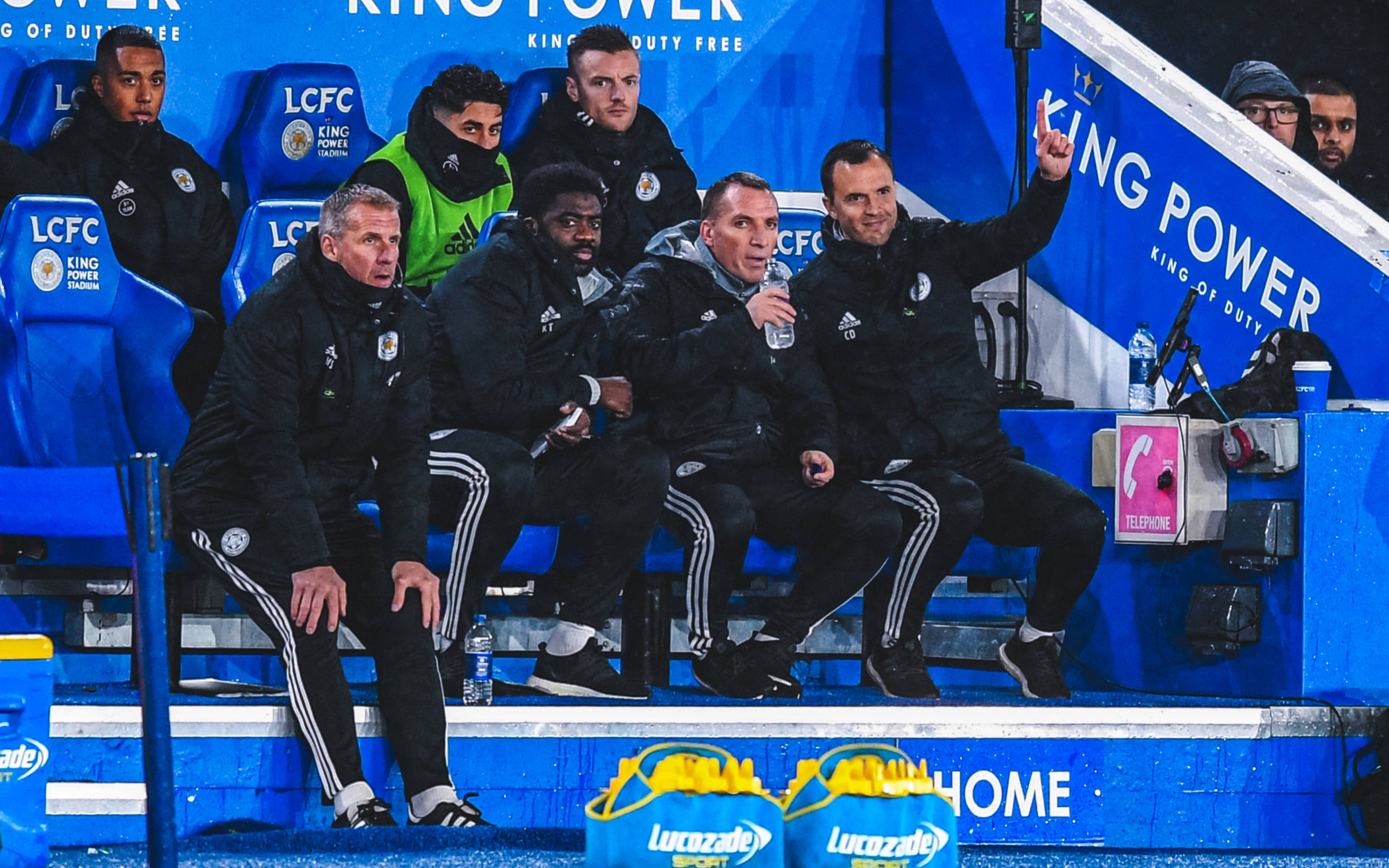 莱斯特城最后十分钟降级,莱斯特城翻盘