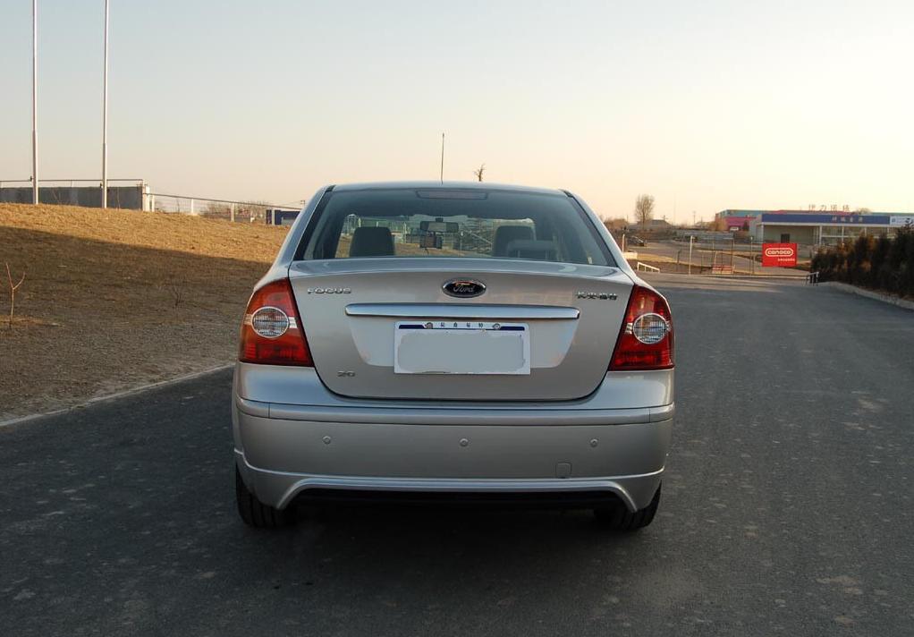 为什么美系车内饰粗糙,为什么说美系车油耗高