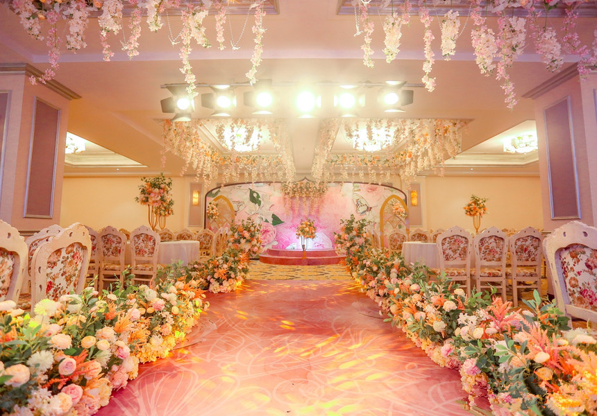 大连婚宴场地费一般多少钱,大连婚宴厅是怎么收费的