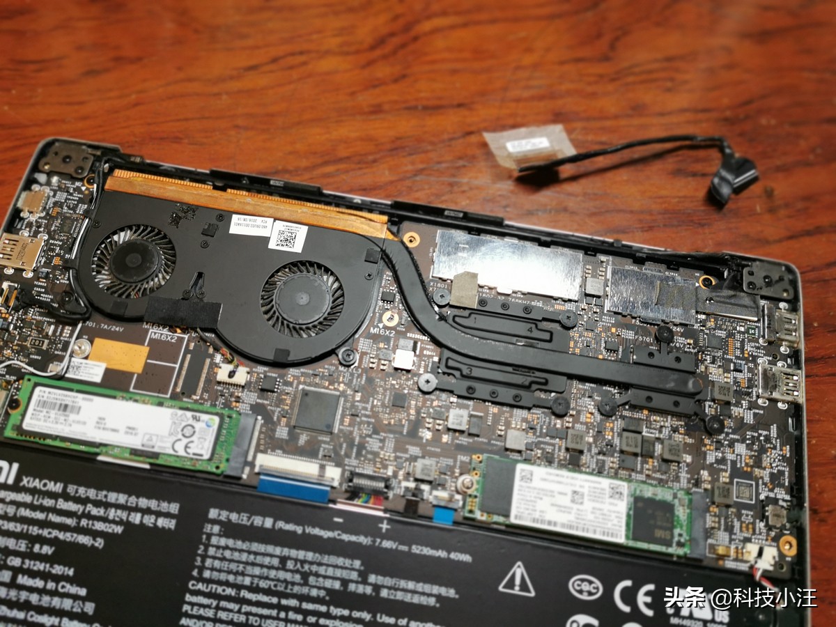 小米笔记本黑屏一秒恢复解决方法,用了几年的小米手机不经意间黑屏