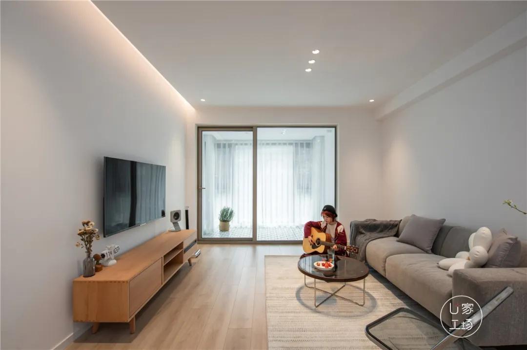 89㎡出租屋“变身”日式极简美宅,无主灯+藤编原木,玩出新花样