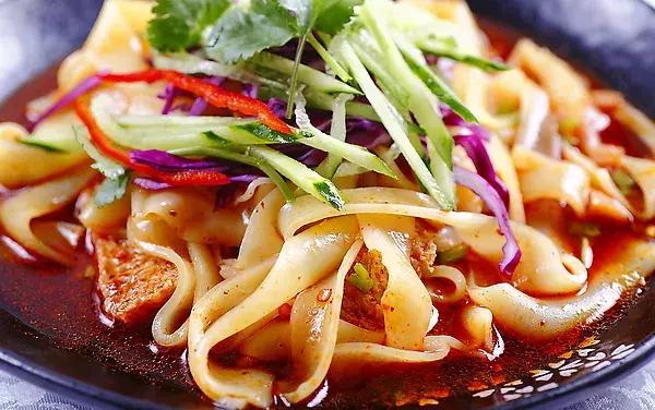 全自动凉皮机好用吗,最新型全自动凉皮机器的价格