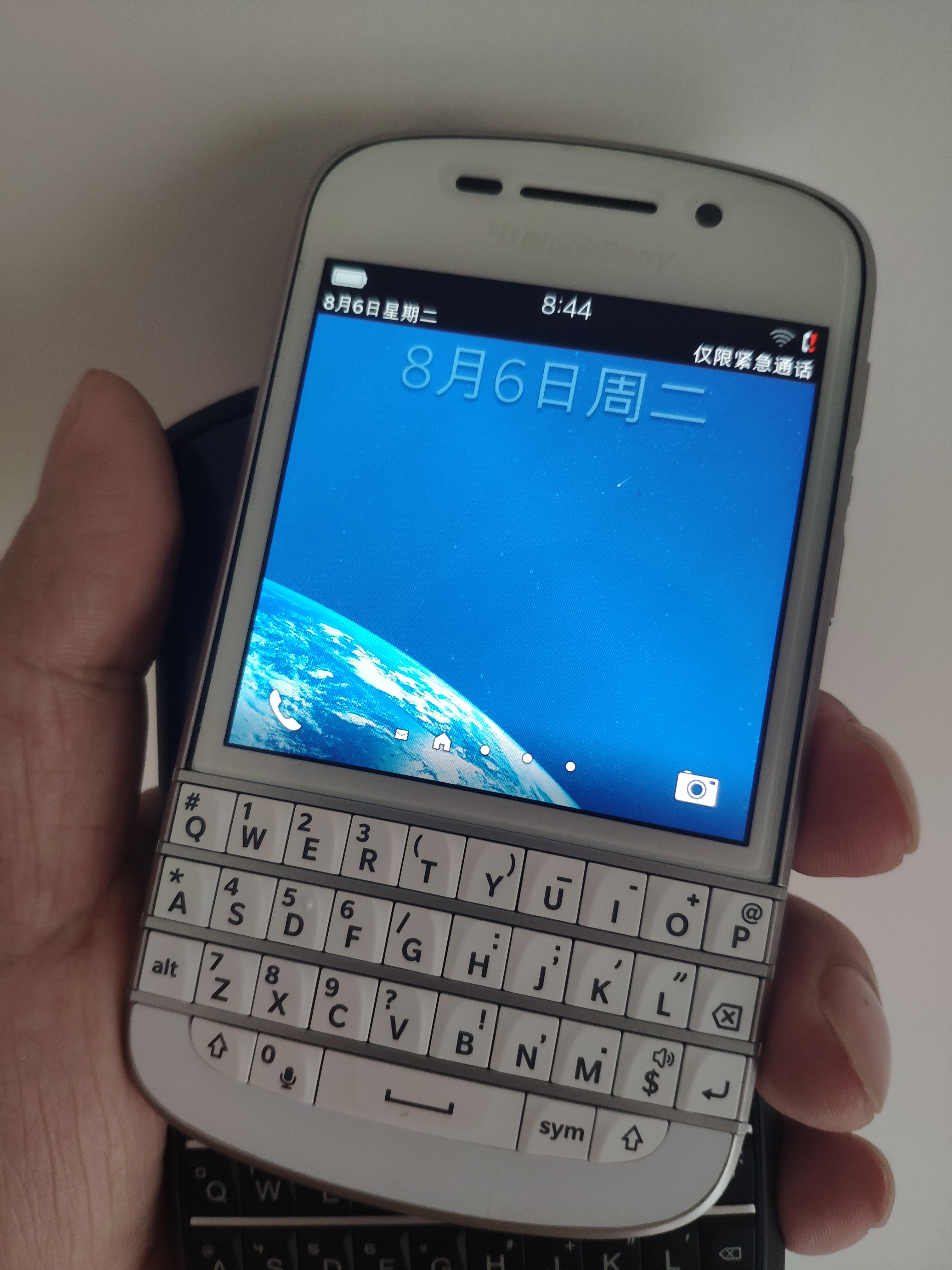 黑莓手机key2在2020年值得买吗,黑莓passportq30和key2