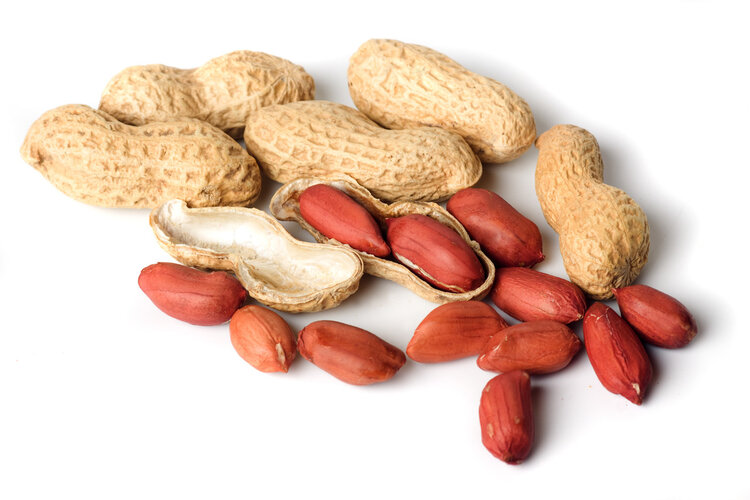 花生是8类人的催命果,花生是长寿之果