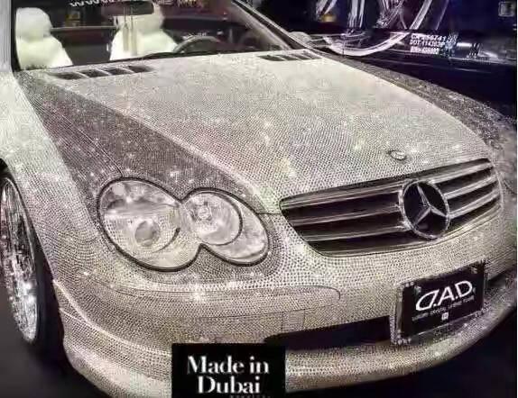 印度首富送给老婆的车多少钱,印度首富宠妻子