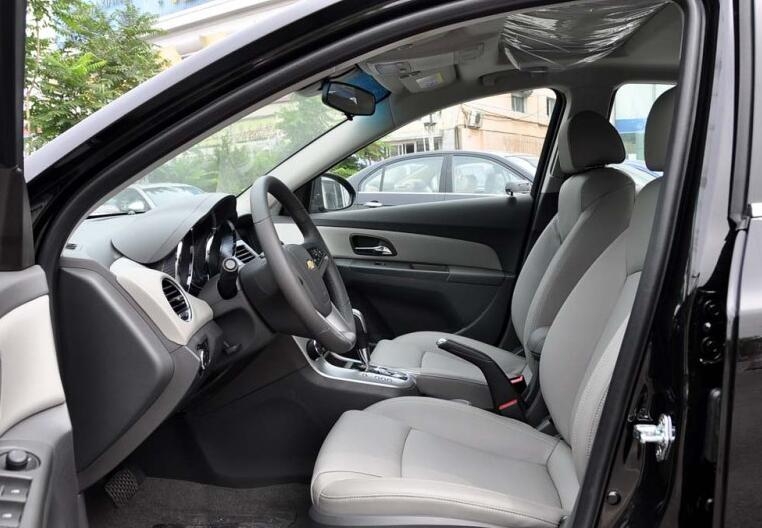 雪佛兰科鲁兹从第一代到最后一代,曾经一代神车雪佛兰科鲁兹