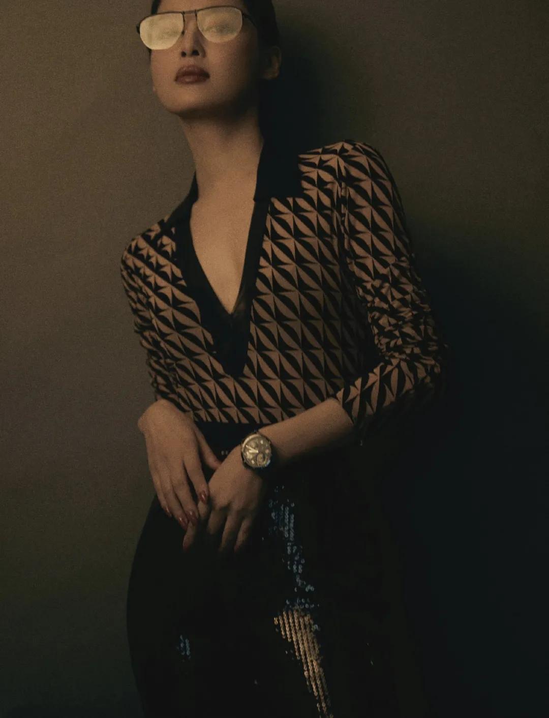 气质针织秋冬穿搭一整套,明星同款针织衫日常穿搭