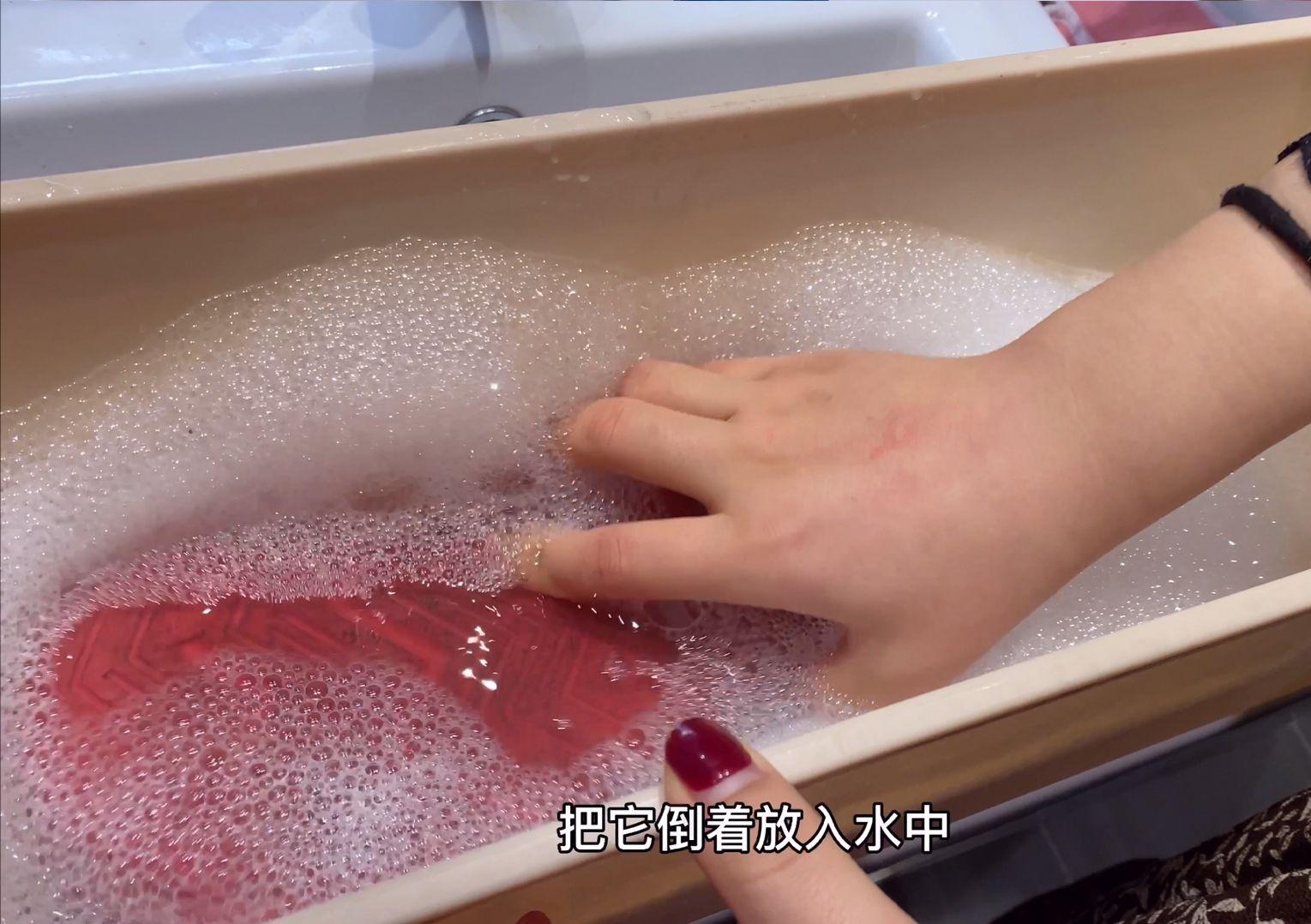 拖鞋臭味很重有什么办法可以去除,拖鞋恶臭是什么原因