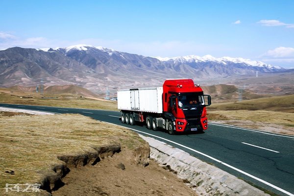 这几年卡车司机真的能挣到钱吗,不同年代的卡车司机待遇