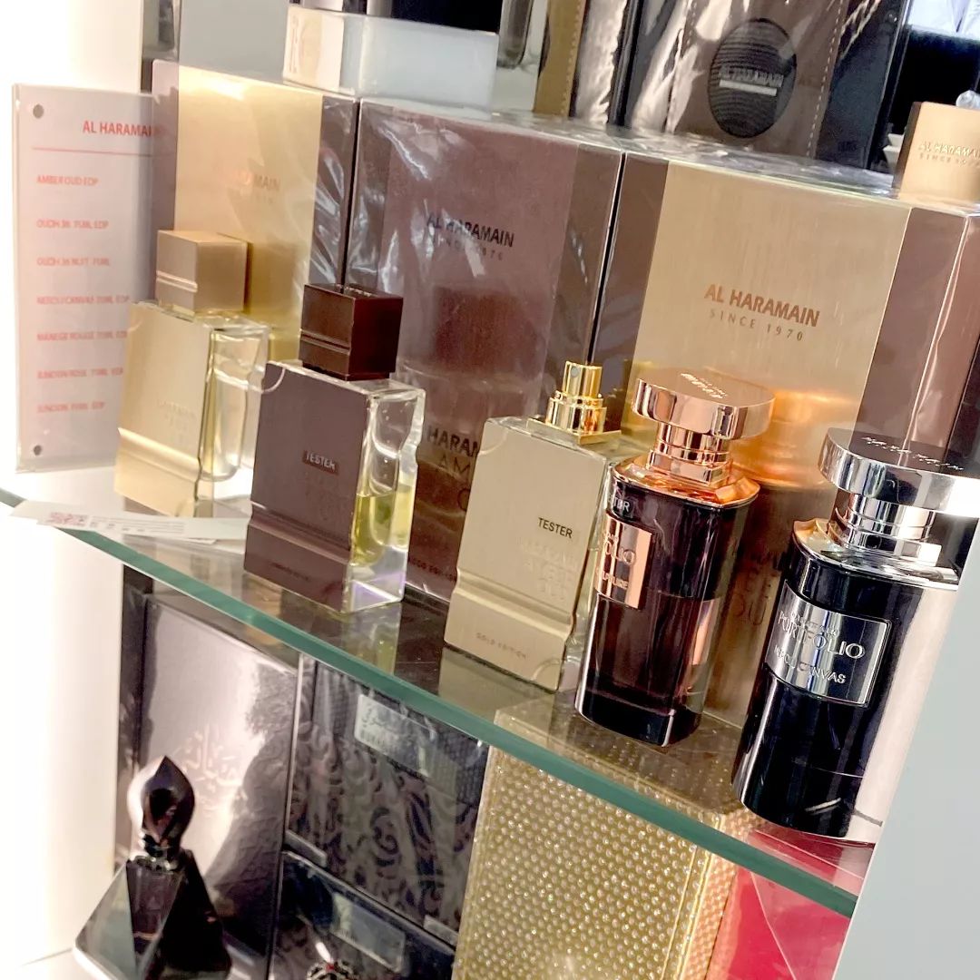 迪拜机场弥漫的香水叫什么名,迪拜香水哪里买最好