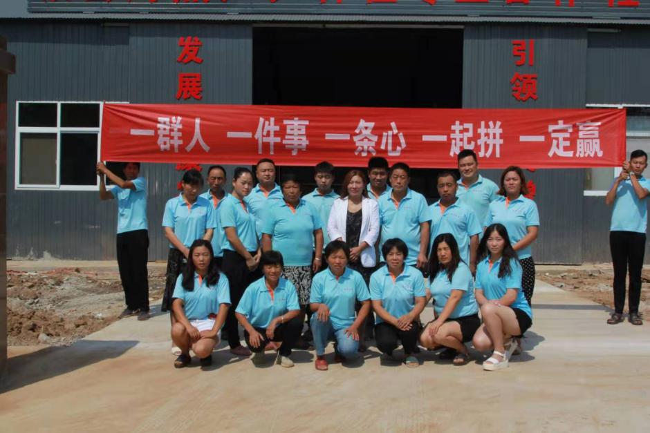 亩产万元,情暖百姓!——看鹤壁最美芦笋姐刘海燕如何带村民致富