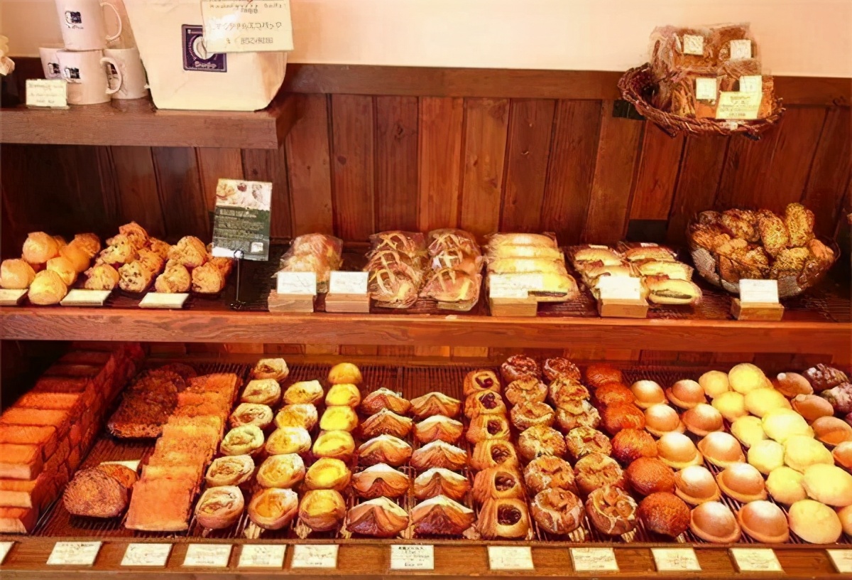 为什么欧洲的面包很难吃 (欧洲面包为什么不变软)