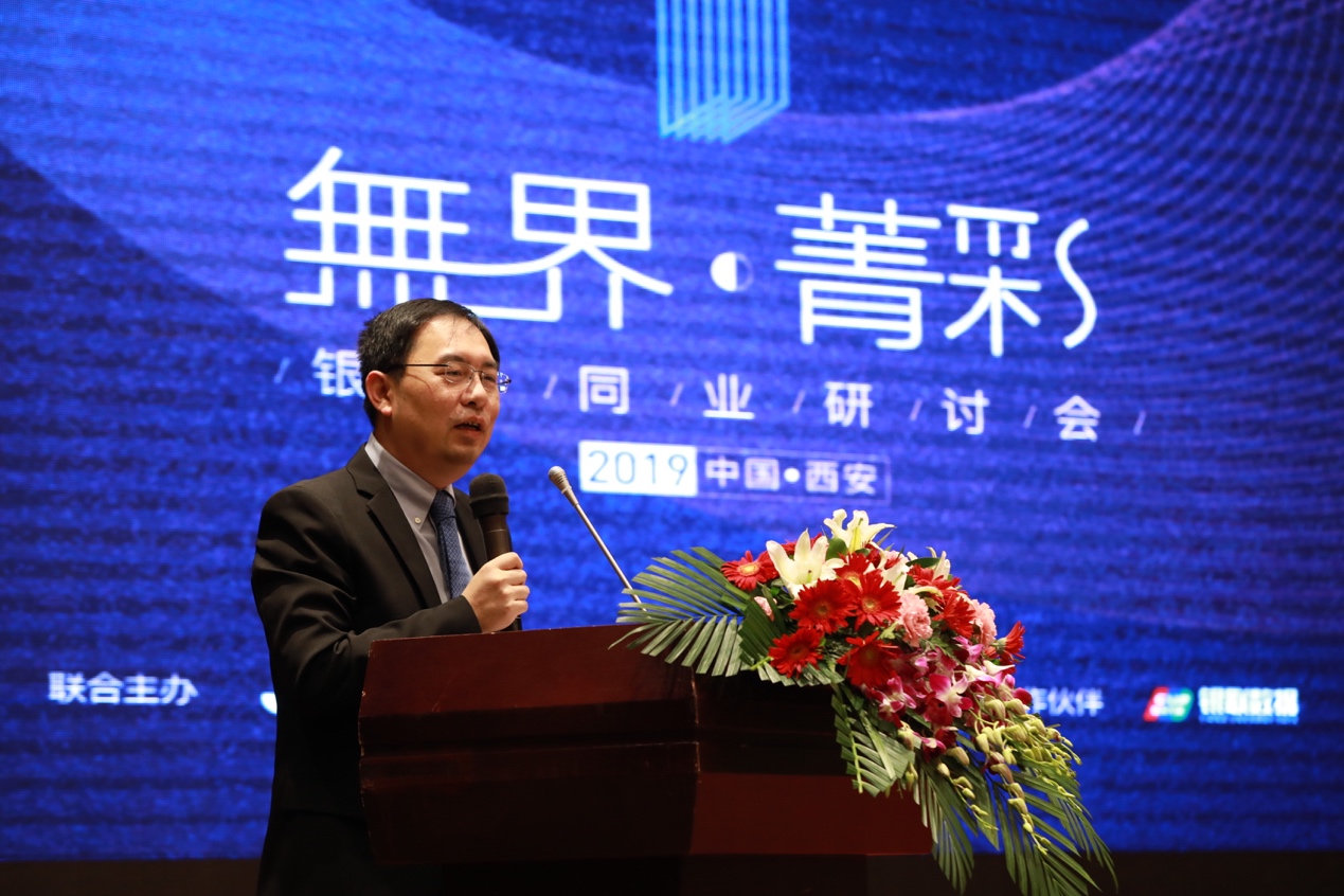 小白卡信用卡怎么样,小白卡光大中信