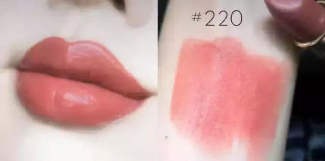 还在靠大红唇来提升气场？想做女王，裸色唇膏一样能做到