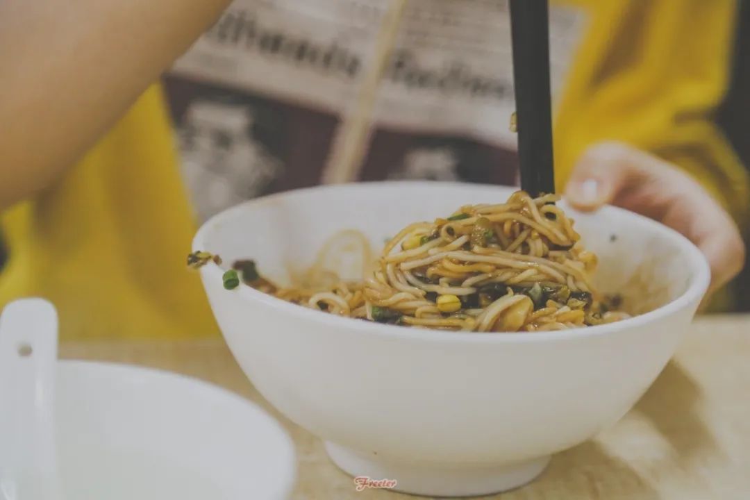 这碗粉说不上哪里好，但就是谁也替代不了...