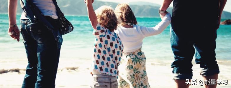 2022语文高考作文热点话题,2023高考语文作文素材热点话题