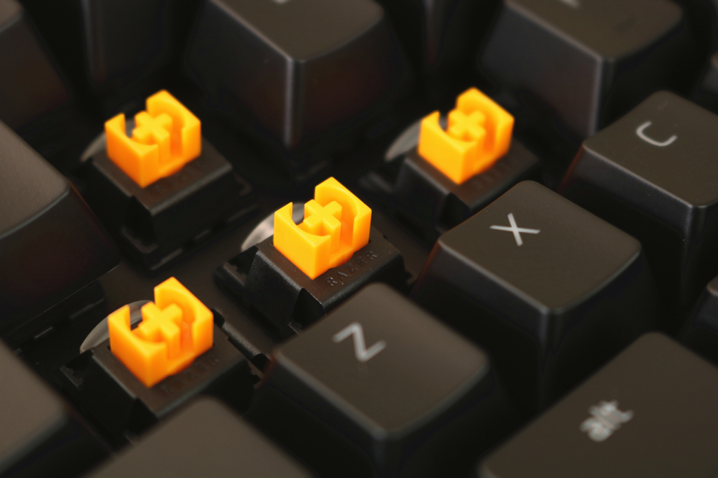 雷蛇黑寡妇蜘蛛标准版键盘怎么样,雷蛇黑寡妇v3键盘87键黄轴怎么样