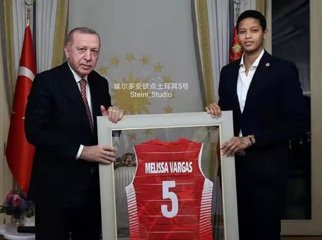 流浪江湖的古巴女排天才，能不能在天津找到“家”？