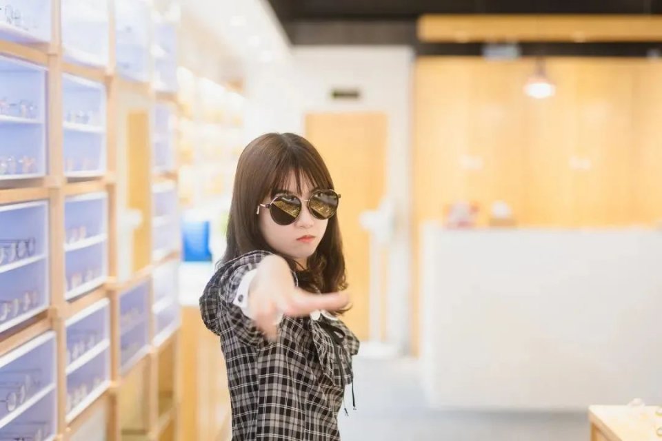 防蓝光的眼镜很便宜的值得买吗 (防蓝光眼镜推荐59元)