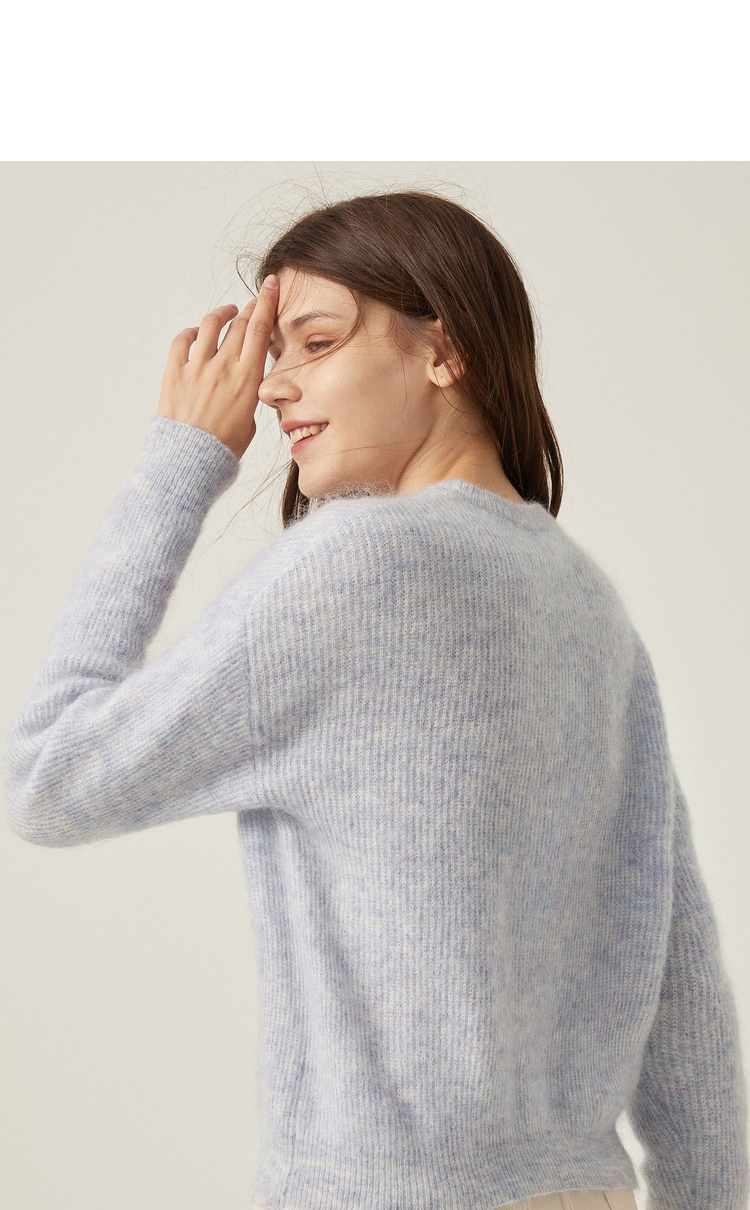 显瘦初秋打底衫上衣女高级感,时尚潮款女打底衫秋冬