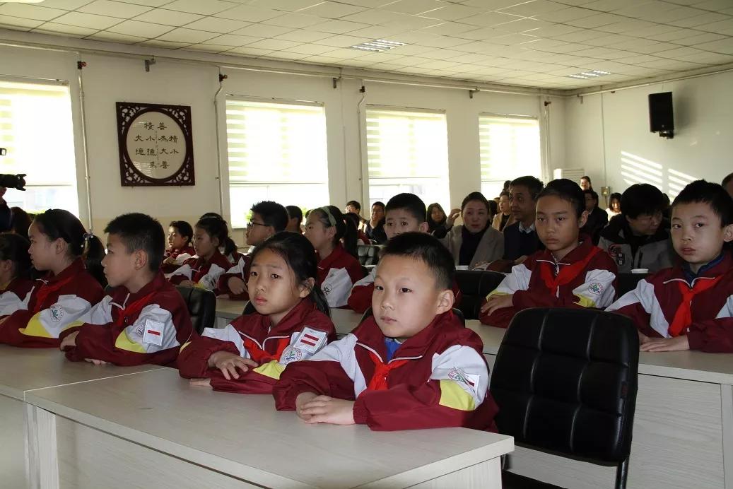 以家风相传，品国学之美——迎泽区新西小学