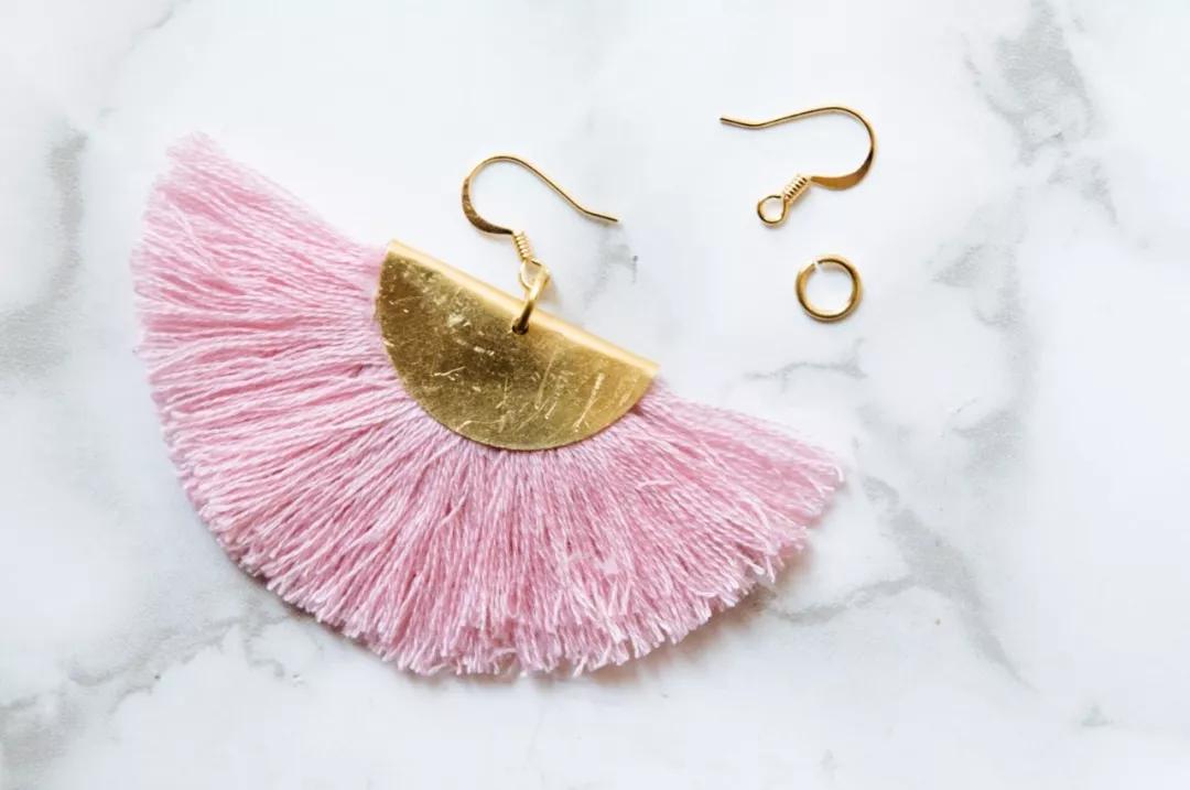 毛线手工家里装饰品,家里毛线很多可以用来干什么