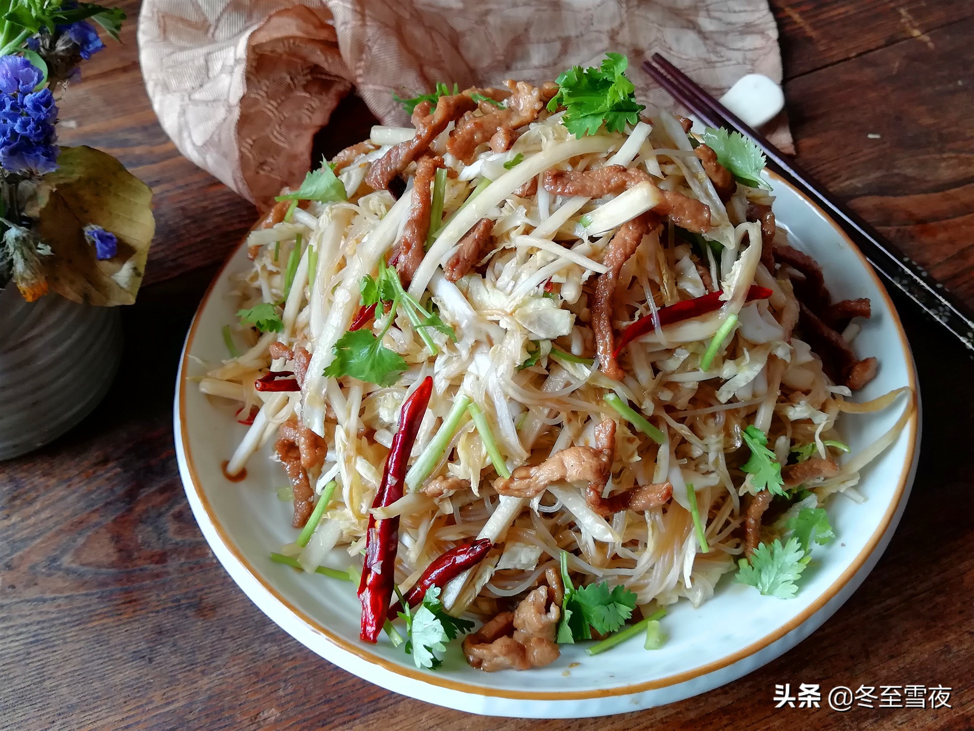 凉菜做法简单容易学，分享15道凉菜做法，过年餐桌上非常受欢迎