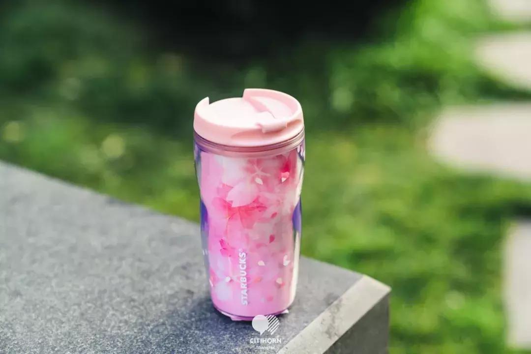 星巴克最新樱花杯,星巴克2019樱花季杯子