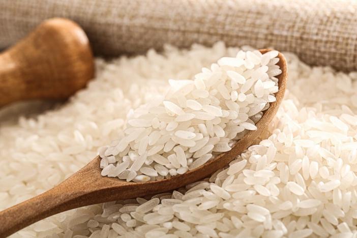 蒸米饭不要再加水了,蒸米饭淘米后不要直接加水