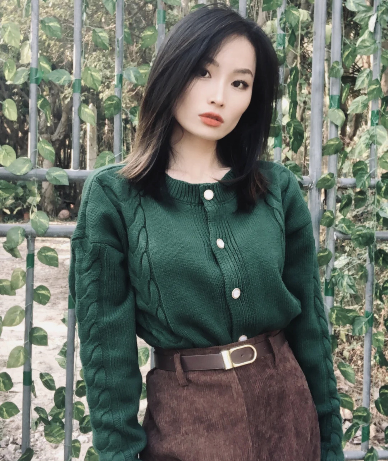 适合方脸的发型教程贵气有气质,短方脸的女生怎么矫正