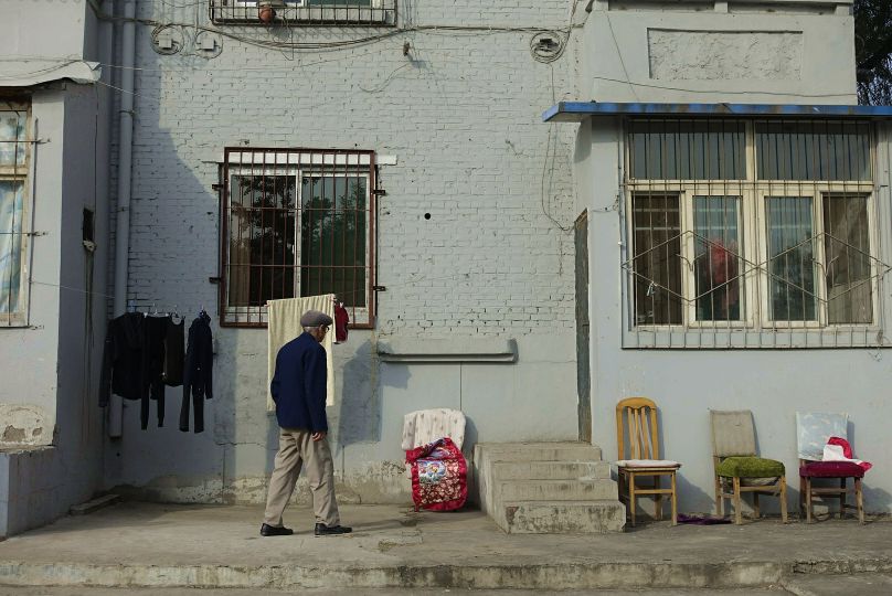 为老年人提供活动场地,老年活动室桌椅摆设