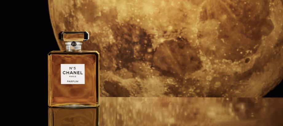 为什么有些香奈儿5号卖100多 (香奈儿5号是怎么出名的)