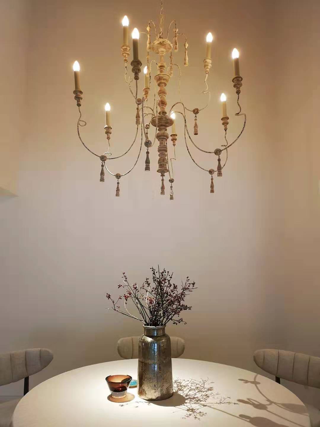 这对夫妇的家，用上海老洋房的地板铺浴缸，用石英砂做“茅厕”