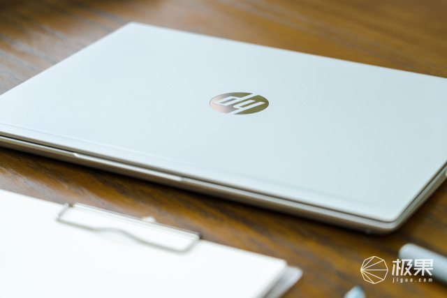 换了台电脑，我成为办公室里最结实的男人