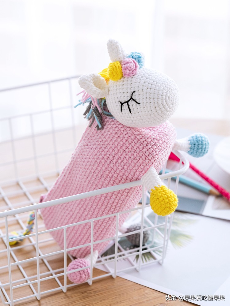 给宝宝做一个可爱的笔袋,自己动手给孩子做个笔袋很实用