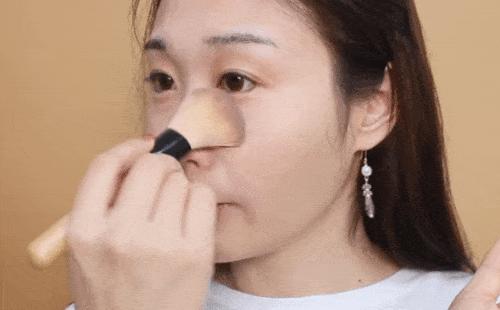 嘴凸的女生其实也很好看,凸嘴女生怎么微笑好看