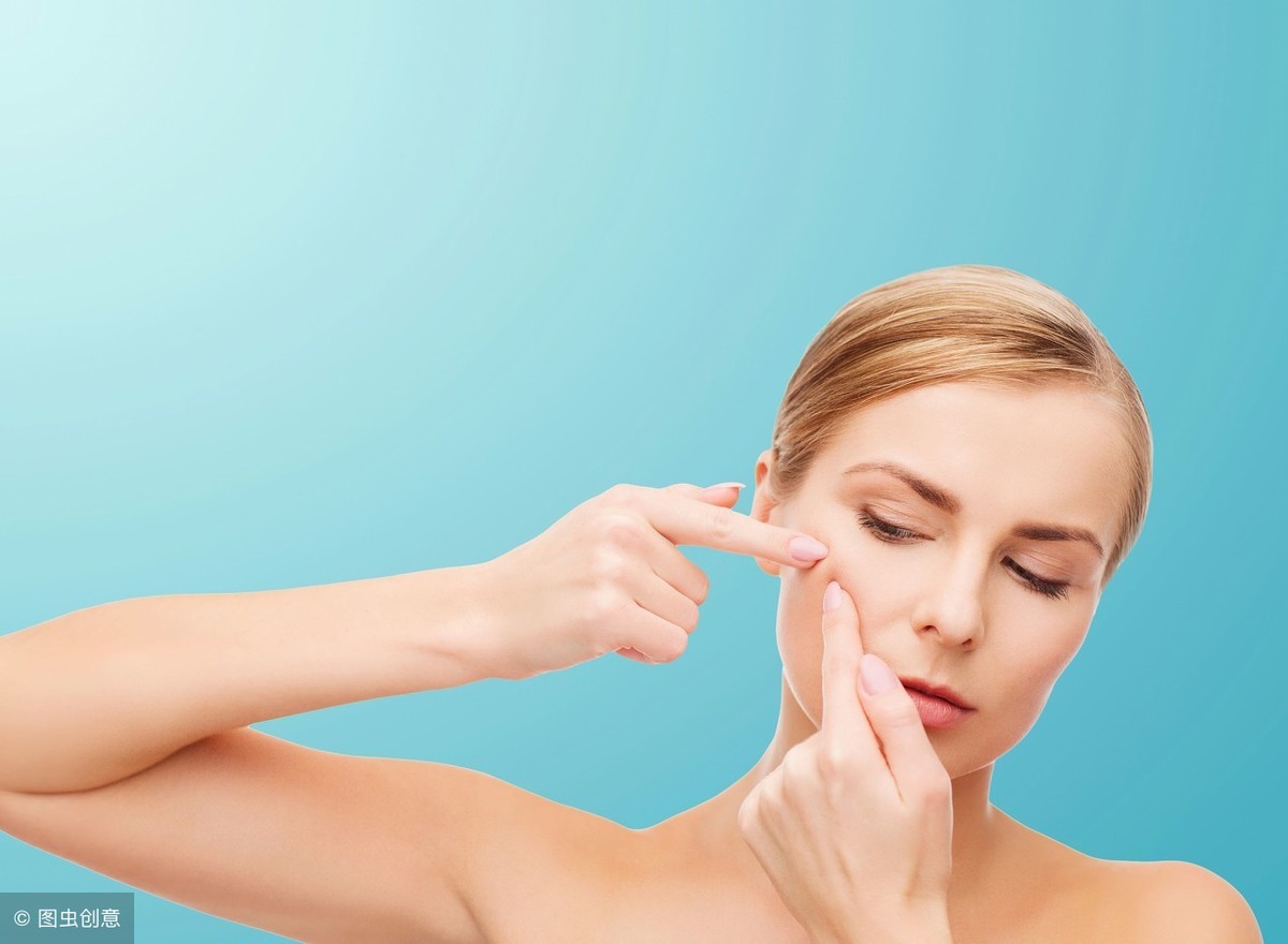 眉心长痘痘是什么原因引起的,眉心总是长痘痘是什么原因