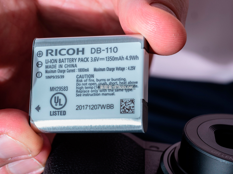 街拍骚机理光GRIII上手体验：熟悉的配方，更香的味道！