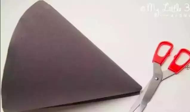 幼儿园新年手工制作大全创意,2022新年画创意手工幼儿园