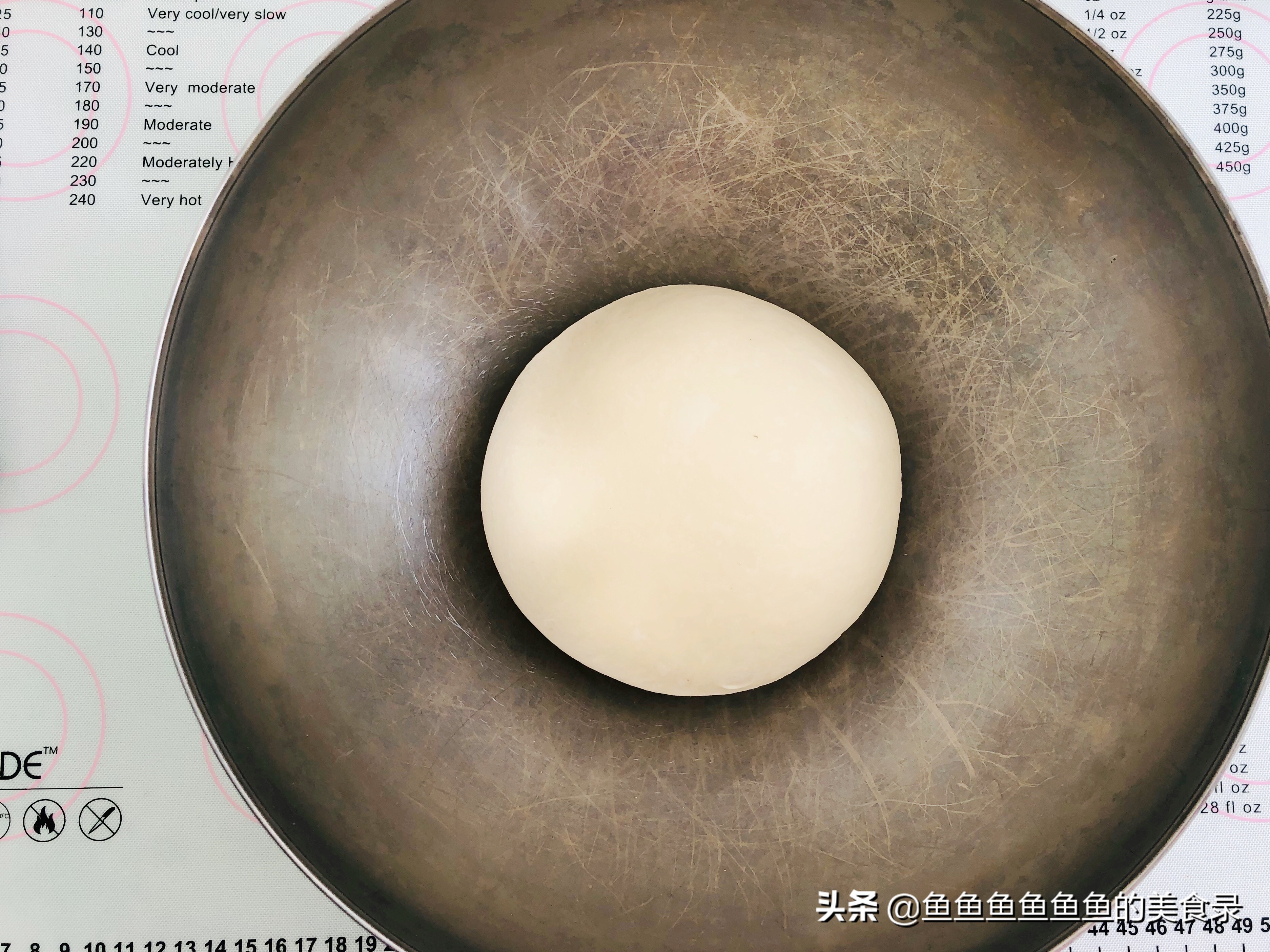 怎样用面包机做出松软拉丝的面包,用面包机如何做出松软拉丝的面包