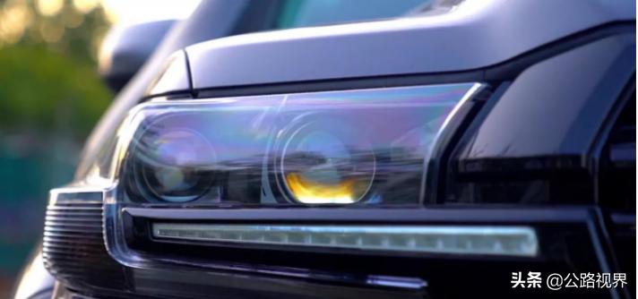 丰田陆巡2022款黑武士4500柴油版,陆巡兰德酷路泽4500vxsgts顶配