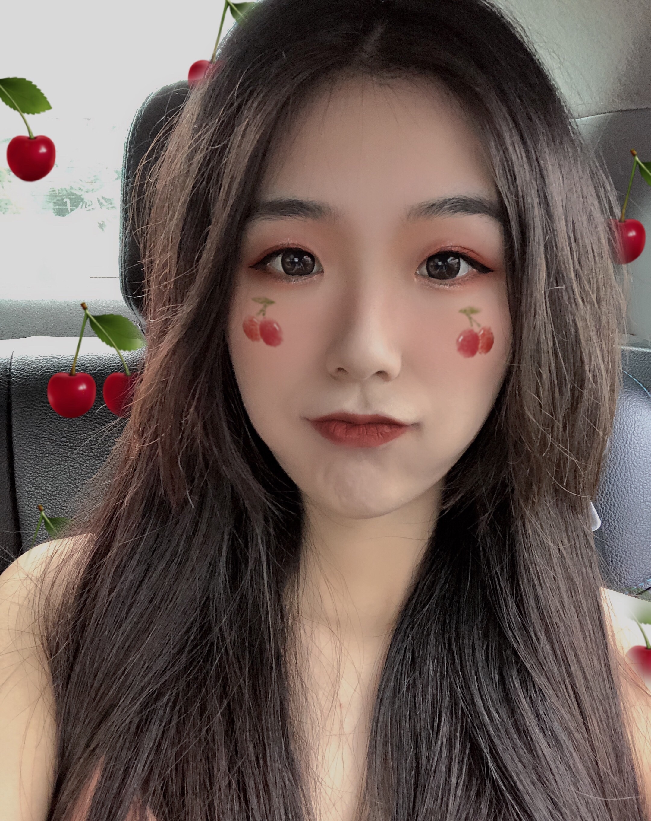 S17首个王者女主播诞生！*牙虎**花花酱4小时上王者，辅助也能carry