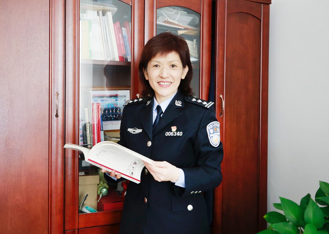 济南冯利,济南市公安局经文保支队王可宏