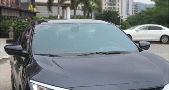 汽车车窗膜太黑了怎么补救,贴完膜太黑后续会好转吗