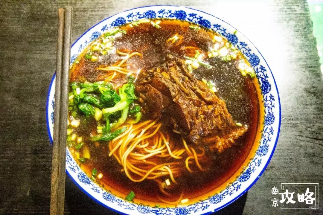 慧园里,南京城中,时光交错的角落