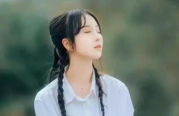 女人离婚了就变得绝情,很多女人离婚之后才明白这个道理